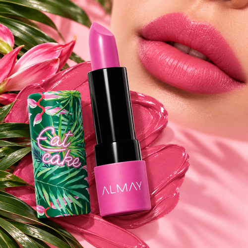 Almay Lip Vibes Lipstick - portada editorial 320 Eat Cake